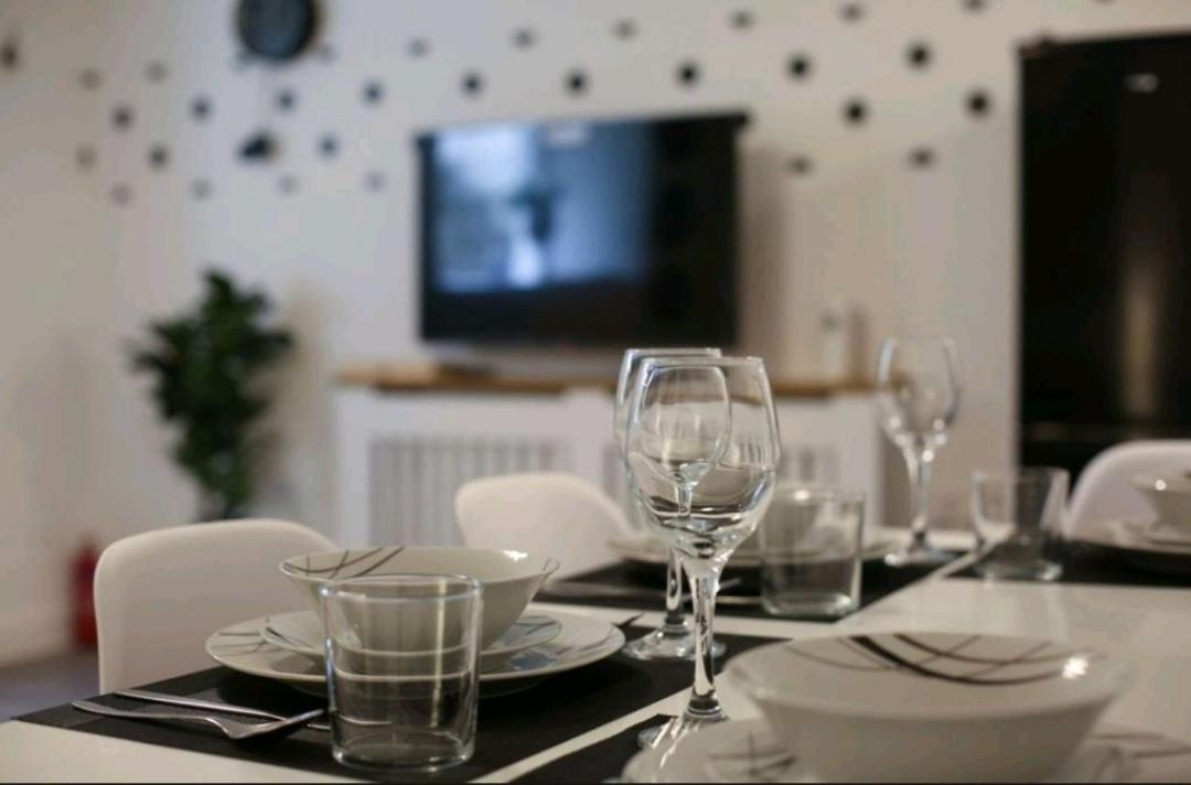 Heart Of Margate Appartement Buitenkant foto